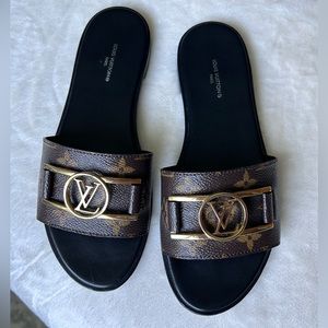 Louis Vuitton Lock It Flat Mule (Cacao Color)